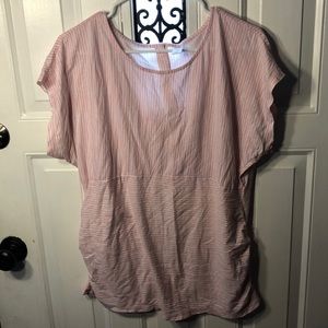 Old Navy Maternity Short Sleeve Shirt